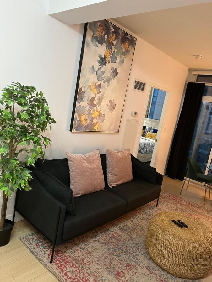 Stunning Condo Wit Amazing View 5Mins From Cntower Τορόντο Εξωτερικό φωτογραφία