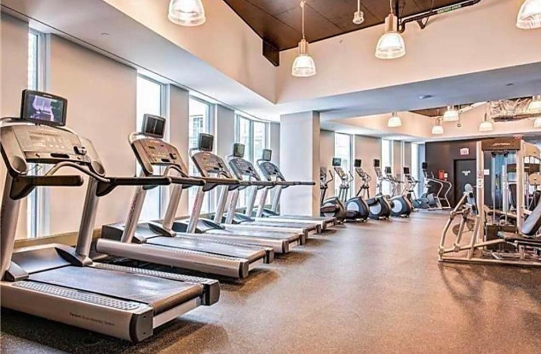 Stunning Condo Wit Amazing View 5Mins From Cntower Τορόντο Εξωτερικό φωτογραφία